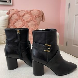 Nine West Cavanagh black leather bootie boot size 7